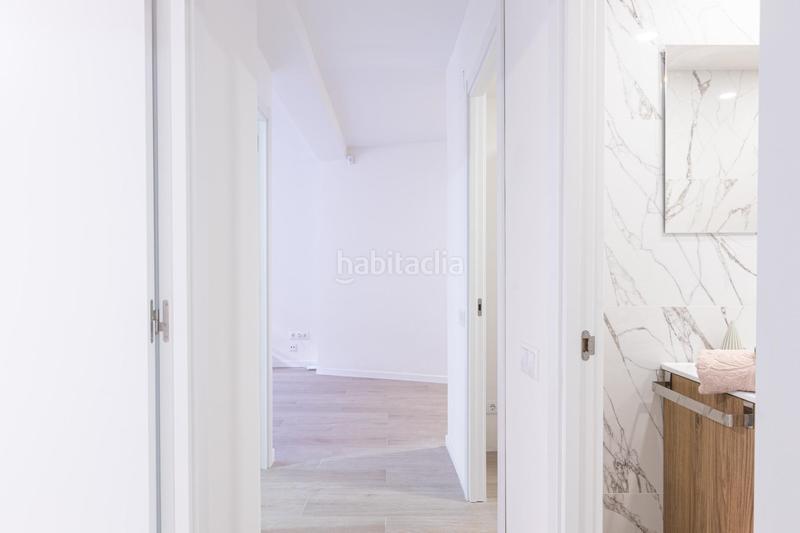 Foto d1ebd7a7-bb26-4776-9ccd-6ae3659eafb0. Apartamento moderno, acogedor y renovado tu próximo hogar en monteolivete en Valencia