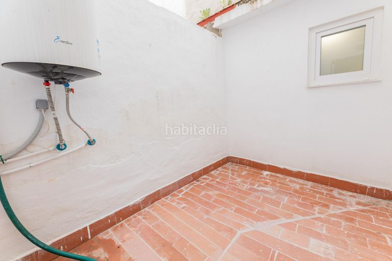 Foto 970e8f73-7c2b-49b0-8370-68db2649194a. Pis a calle madrid 5b a Moncada