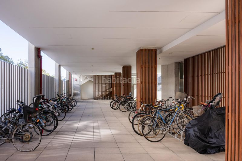 Foto bacf0abd-cd86-4cad-8705-b44645038555. Pis amb calefacció aparcament piscina a Malilla Valencia