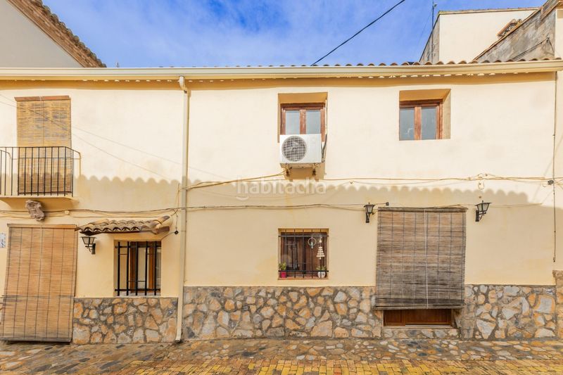Foto a24772d5-ddbe-404f-a8a6-412c57cbae92. Casa adossada a Sant Josep-Zona Hospital Ontinyent