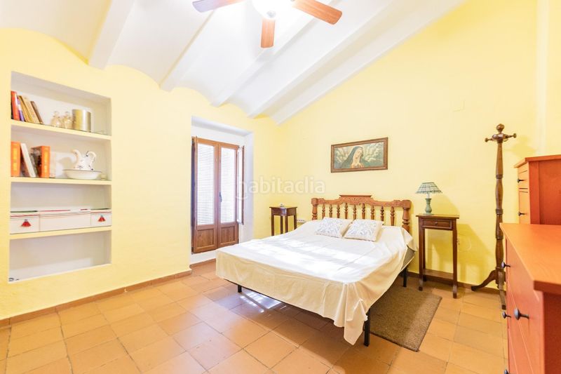 Foto d0e42bda-922c-4d57-ad04-7fe7d10ef993. Casa adossada a Sant Josep-Zona Hospital Ontinyent