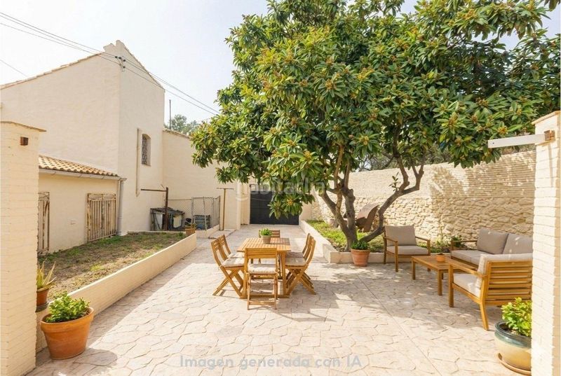 Foto ff83411f-e006-4443-a29f-4d2f490ba36f. Casa adossada a Sant Josep-Zona Hospital Ontinyent