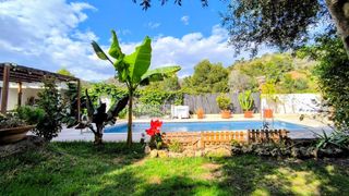 Chalet in Calle c. navarres (alf) 5. Exclusividad y confort en alfinach