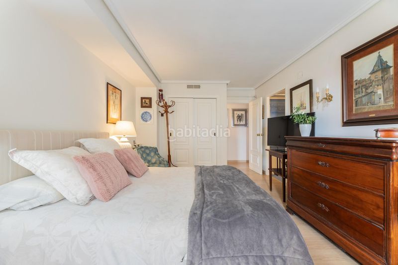 Foto 1dd92736-3180-40f9-ac68-faada9a62e01. Pis amb aparcament a Ciutat Jardí Valencia