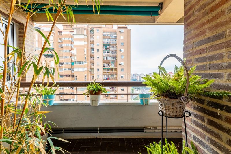 Foto c05b28e1-6c8e-4e61-a761-464f63210a1d. Pis amb aparcament a Ciutat Jardí Valencia