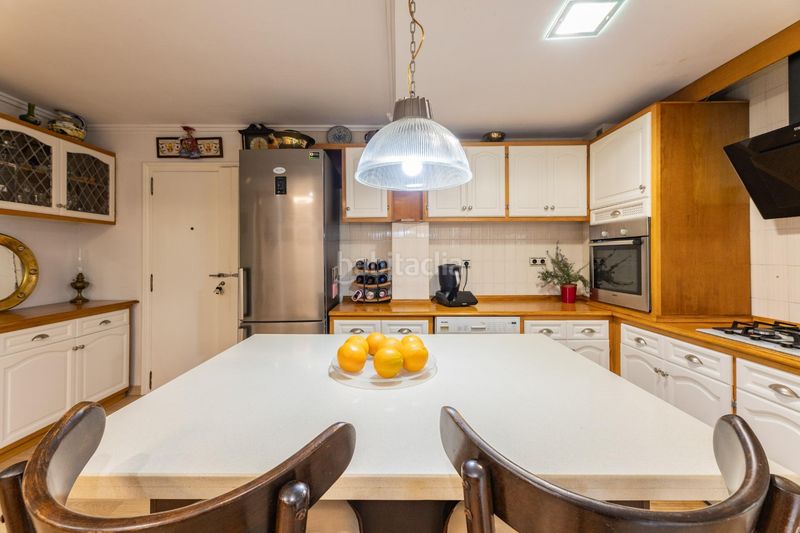 Foto c18afc34-49b7-43f5-a688-19d7476dcadf. Pis amb aparcament a Ciutat Jardí Valencia