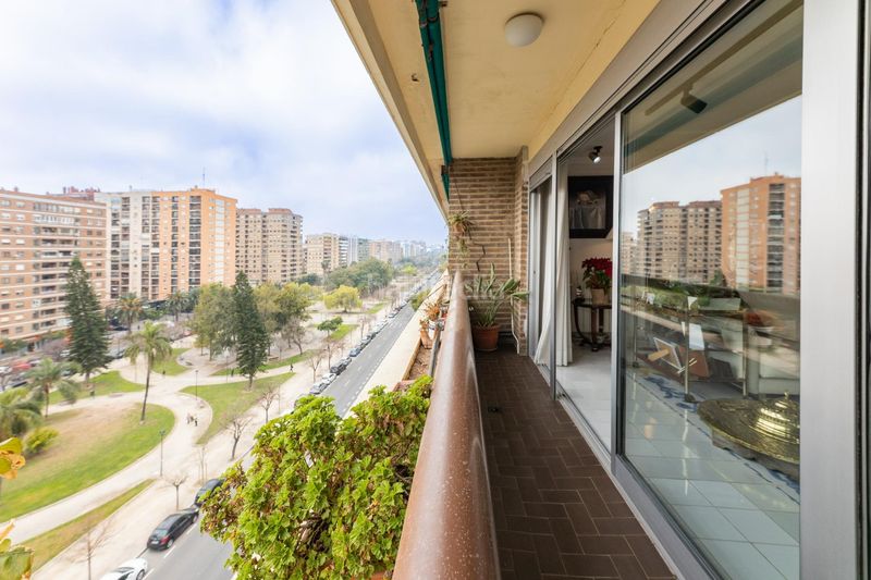 Foto d5a2855d-e151-4480-802d-2d9a77ae3295. Pis amb aparcament a Ciutat Jardí Valencia