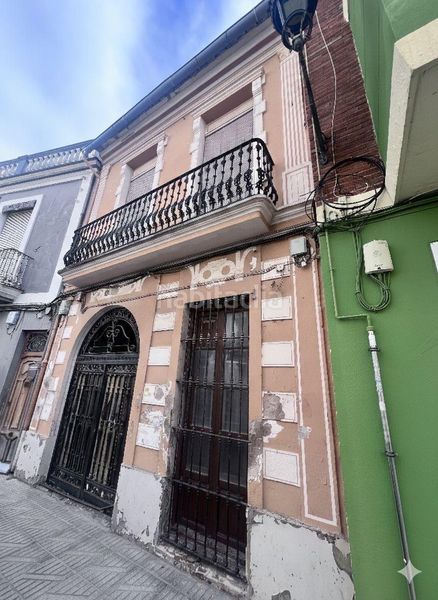 Foto fb73c7ba-2036-461a-8b69-7d894f01c533. Casa benifaio centro valencia en venta una propiedad para reformar cuatro estrategias en Benifaió