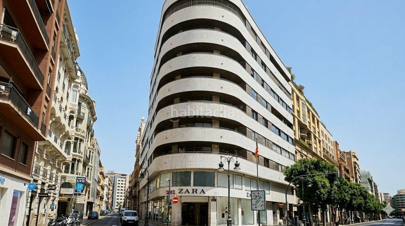 Foto dae2372e-46f7-4333-94ba-1e3342af7831. Edifici a Sant Francesc Valencia