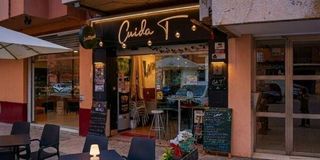 Transfer Business premise  Calle malilla. Gran oportunidad de negocio! traspaso de bar con terraza de 20m2