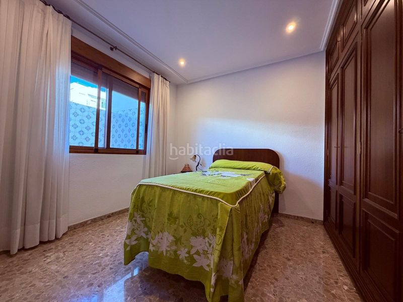 Foto 85c8a59d-32a1-480e-a7ca-39388653a7c3. Casa amb aparcament a Meliana