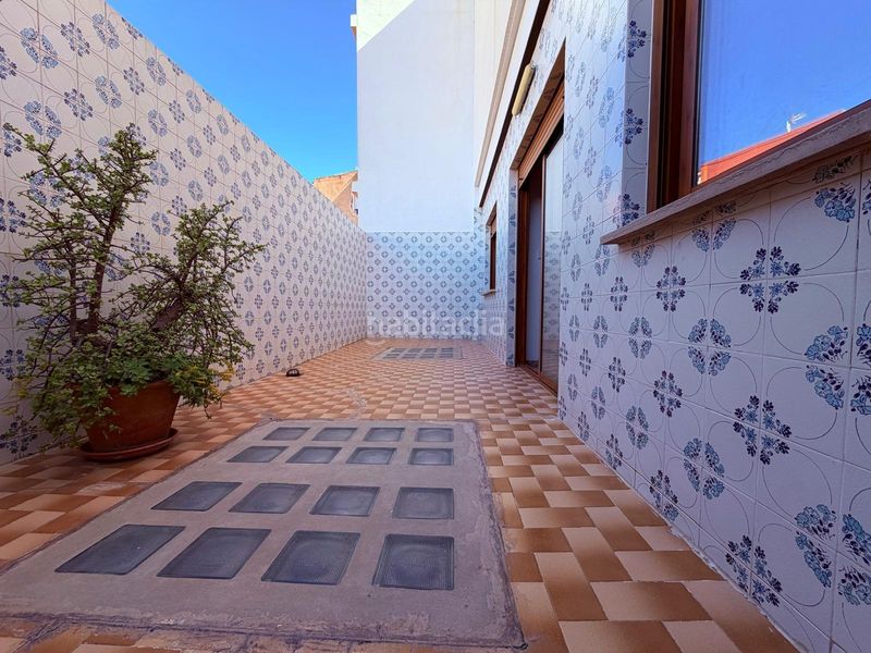 Foto b61b1aca-5c20-43a6-8892-0c0a0d720e6d. Casa amb aparcament a Meliana