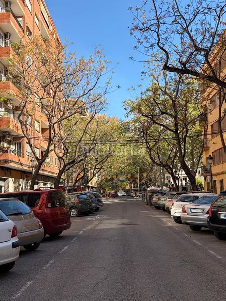 Foto 57adbe73-ddc8-49c2-9004-578ee628b56a. Aparcament cotxe a Aiora Valencia
