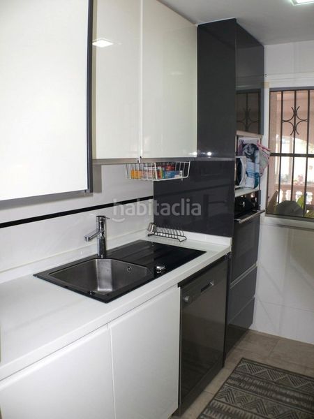 Foto f3d4da35-ed6c-44c7-b519-23da3bcbf713. Xalet amb calefacció aparcament piscina a Moixent