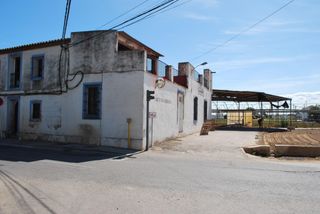 Casa in Meliana. Oportunidad única en la huerta de meliana vivienda en parcela ur