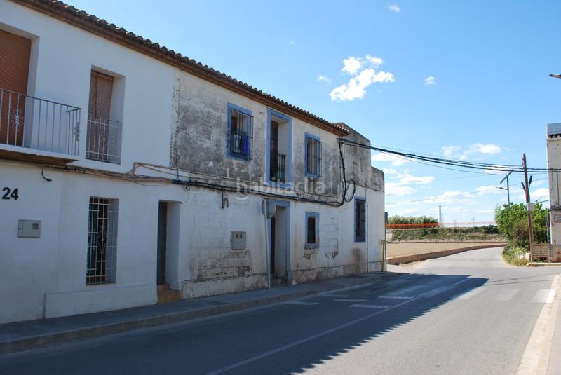 Foto 0e947f5f-8dd1-44b5-a7dc-96d11dd9a1aa. Casa amb aparcament a Meliana