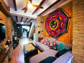 Casa  Sant antoni 6. Oportunidad única en bellreguard lista para vivir o rentabilizar