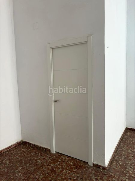 Foto e3206c8e-c2f1-4463-8b45-b70a882528d7. Local comercial a Algemesí