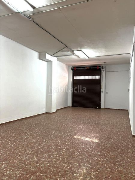 Foto c477a37d-660b-43a2-a3c7-cb0962c0abf6. Local comercial a Algemesí