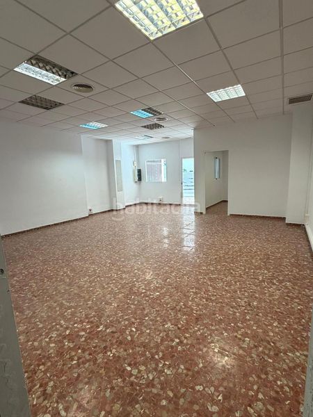 Foto f01ec636-6ee8-4dc4-b675-8b33e963ef6c. Local comercial a Algemesí