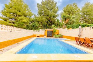 Casa a schiera in Calle RIO MANZANARES -SAN MIGUE 7