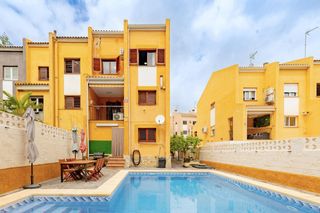 Chalet in Calle rio manzanares -san migue 7. Excelente vivienda lista para ti
