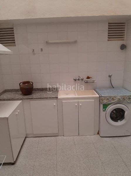 Foto 9a8f8f15-98eb-4792-b687-aa95d001764a. Edifici a Llucena / Lucena del Cid
