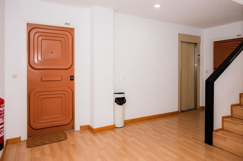 Foto e2db2e33-540a-4f57-b470-109699853910. Pis amb aparcament a Aiora Valencia