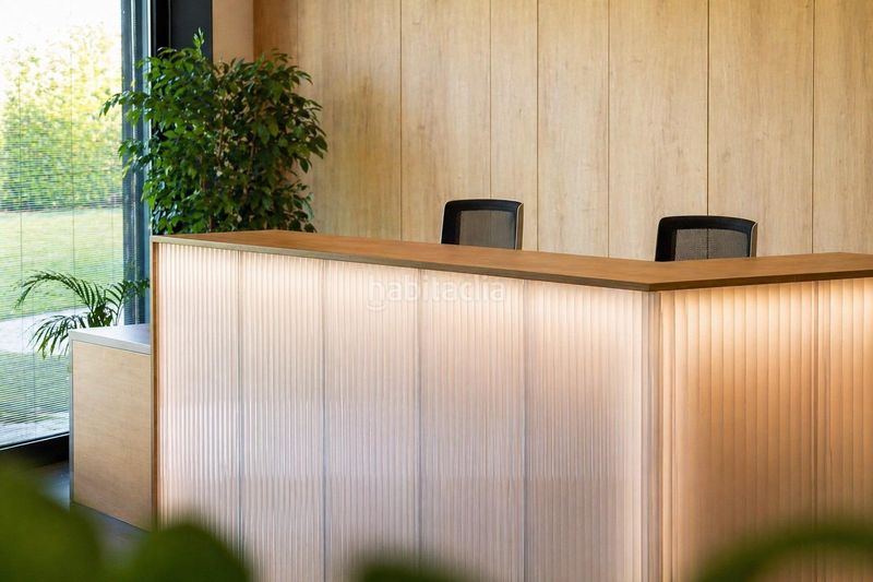 Foto 18ca02e0-10cc-42e1-885d-2f93eca76a91. Oficina sede corporativa de alta eficiencia, diseño arquitectónico y espacios de trabajo premium en Pobla de Vallbona (la)