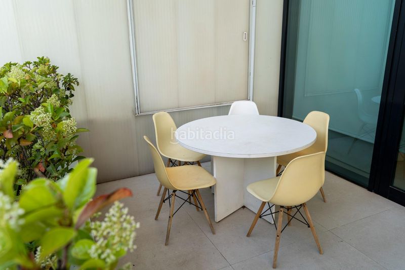 Foto d21fc4ce-76ea-429e-9acf-655598de3e5a. Oficina sede corporativa de alta eficiencia, diseño arquitectónico y espacios de trabajo premium en Pobla de Vallbona (la)