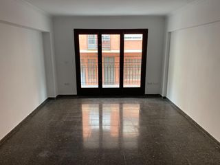 Appartamento in Tavernes de la Valldigna. Primer piso reformado sin ascensor