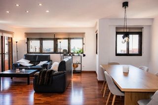 Affitto Appartamento  Calle alginet. Tu mirador privado sobre valencia luz, altura y calidez en terra