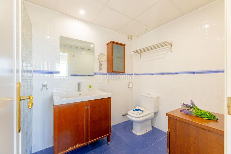 Foto a17e5ebc-376a-4603-9df0-cb4392d82ec7. Casa adossada amb calefacció aparcament piscina a Bétera