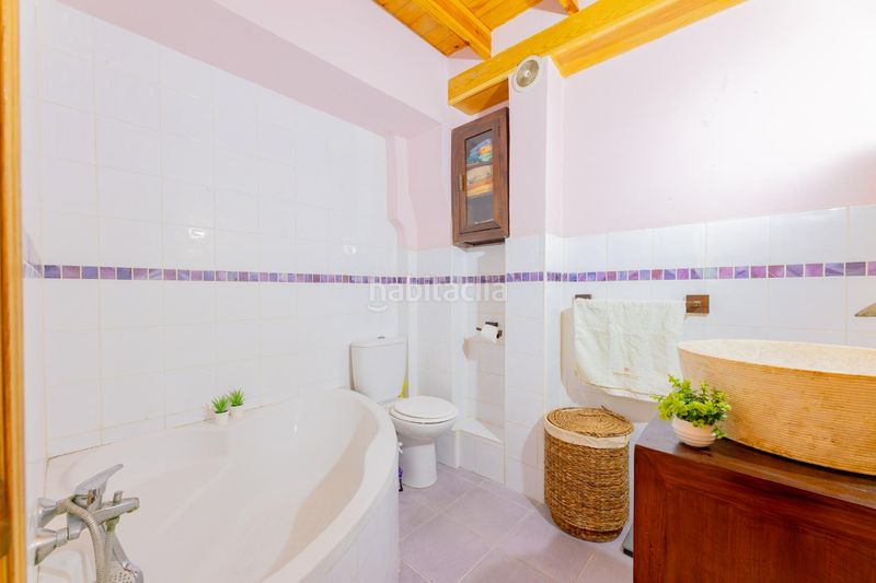Foto 23ed0046-8999-483f-8329-021fe9f46c37. Casa amb calefacció a El Cabanyal-El Canyamelar Valencia