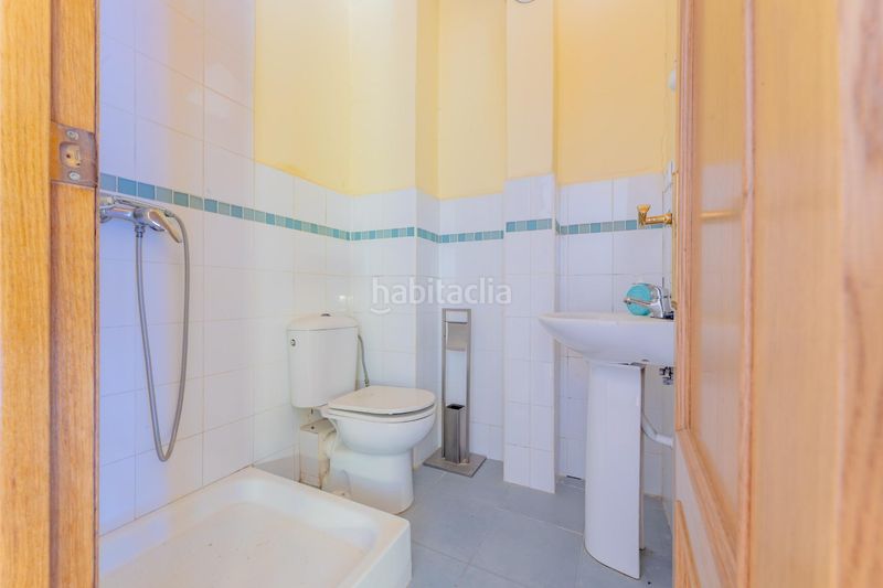 Foto 3f2928a5-262c-4655-a675-1babd6e79e2a. Casa amb calefacció a El Cabanyal-El Canyamelar Valencia