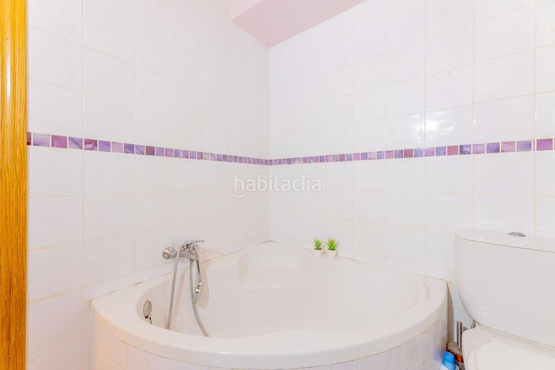 Foto 57a97972-6cfb-4a54-8669-6a0965d4b630. Casa amb calefacció a El Cabanyal-El Canyamelar Valencia