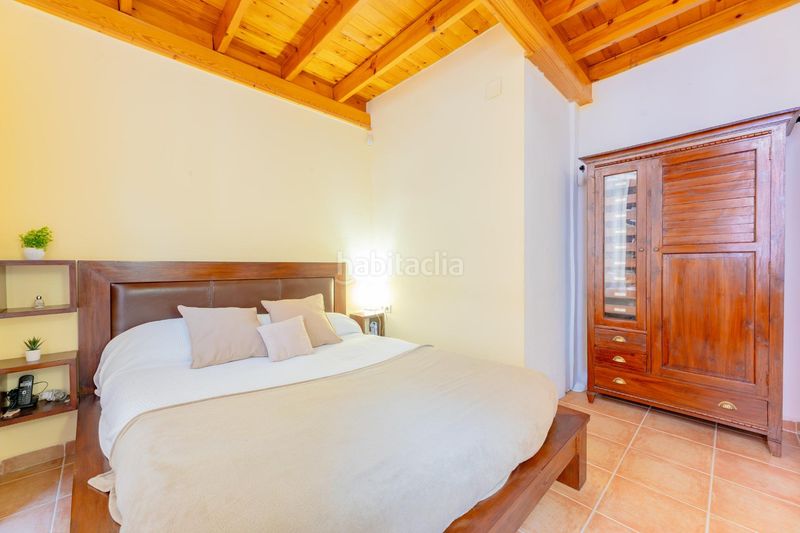 Foto 5c2e24fb-4599-4482-a797-7741bbbaca04. Casa amb calefacció a El Cabanyal-El Canyamelar Valencia