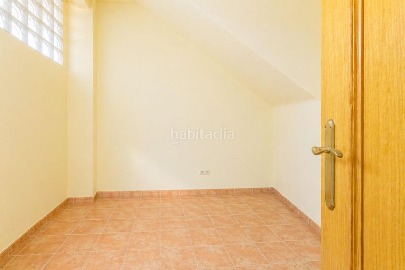 Foto a1d074cf-fd69-431a-b9a2-4caf0fcd1800. Casa amb calefacció a El Cabanyal-El Canyamelar Valencia