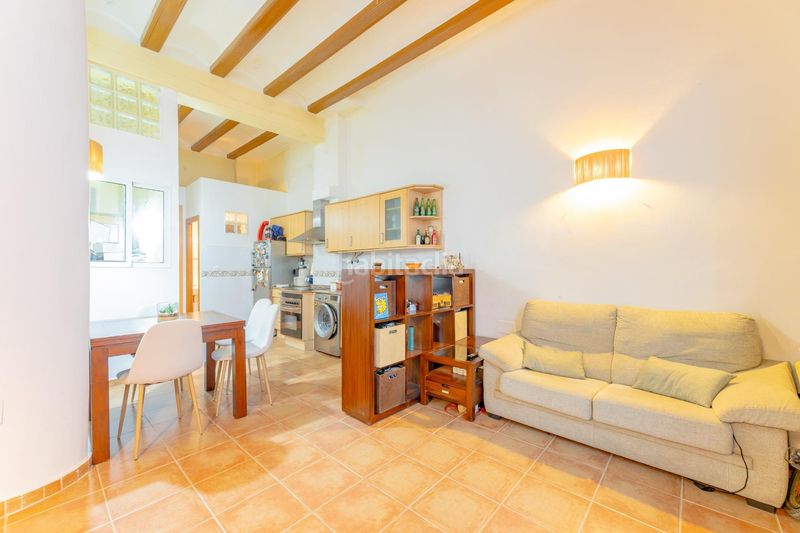 Foto b31b9b3b-f247-4318-8841-704d927e0768. Casa amb calefacció a El Cabanyal-El Canyamelar Valencia