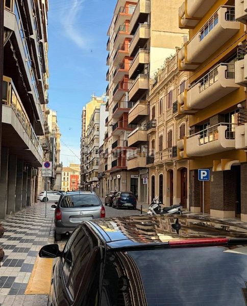 Foto ed06bd43-d067-4111-a754-4da96e91e235. Local comercial a Algemesí