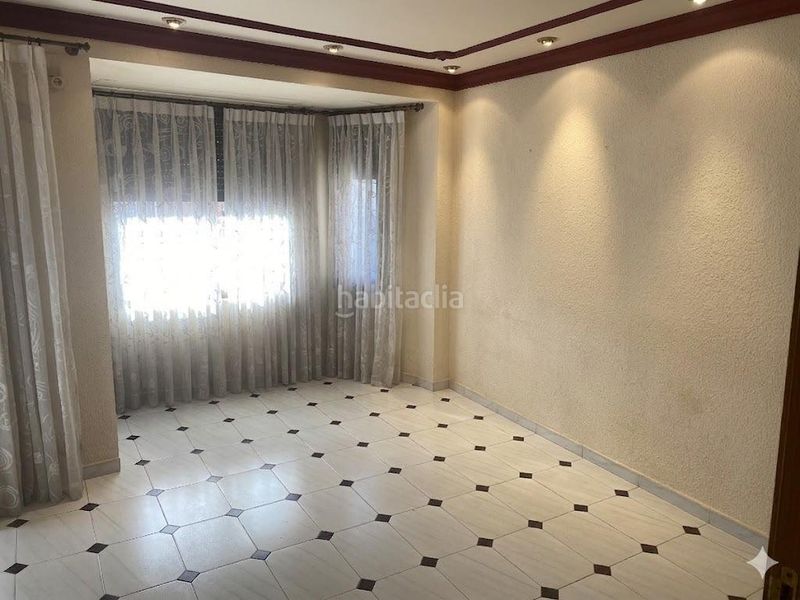 Foto a54ae1fb-03aa-48cb-85e5-5c131206a5cf. Pis a Silla