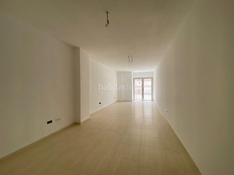 Foto 538f0c7c-c926-49c8-9ec8-9b5cc5208799. Local comercial a Santa Eulària des riu Santa Eulària