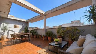 Ático en Calle florista 38. Ático con terraza y máxima conectividad en benicalap