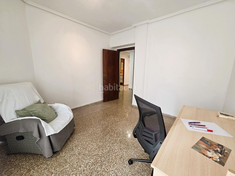 Foto e6883a3c-68ff-41e0-8cec-cb0794a3a6e0. Pis a Mont Olivet Valencia
