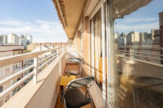 Alquiler Piso en Calle calle asturias 43. Precioso piso de 88m2, hace esquina, en 7 planta, todo exterior