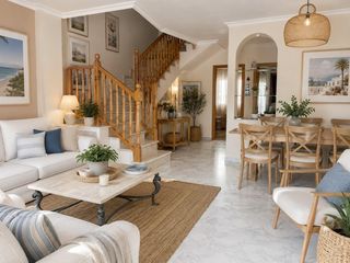 Reihenhaus  Calle constitucio. Una casa para crecer, disfrutar y vivir con espacio