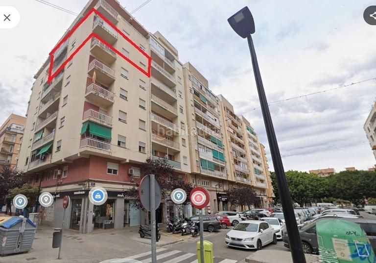 Piso  en  Calle musico barbieri 1. Luminoso sexto piso esquinero junto al parque enrique granados