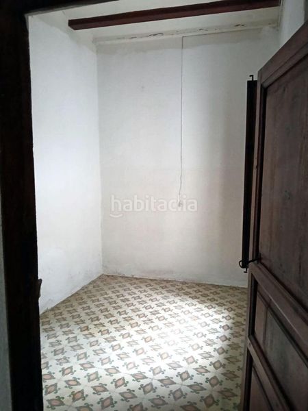 Foto 0a953e65-2f47-42a7-8d1d-69483aae31a5. Casa amb aparcament a Carcaixent