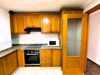 Rent Flat in Palleter el 11. Mucho más que un piso 4 dormitorios, terraza espectacular y un h