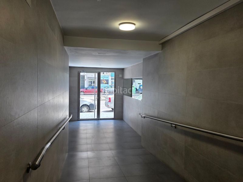 Foto 0befd860-eb16-45bc-a088-e2af08bcc011. Pis a L´Amistat Valencia
